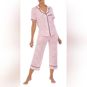 Room Service Women's Pink Capri Pajama Set Size Small